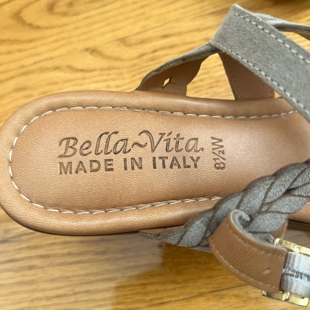 Bella Vita platform block heels 8 1/2 W - Picture 6 of 14
